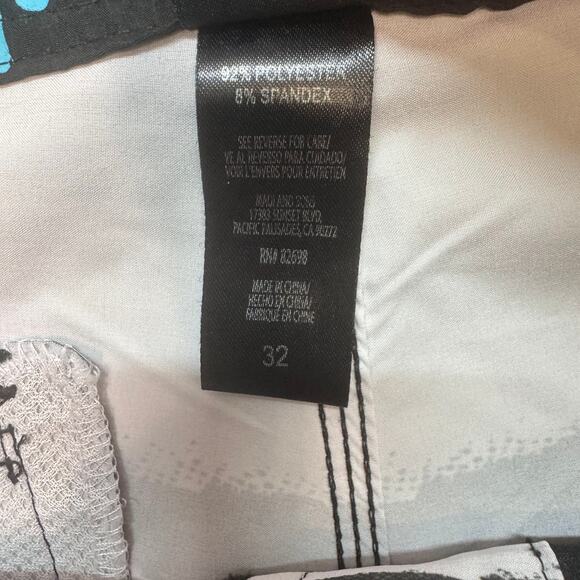 Swim Short Bundle of 2 Mens 32 Multicolor Lace Up Lightweight Stretch Swimwear - Picture 11 of 14